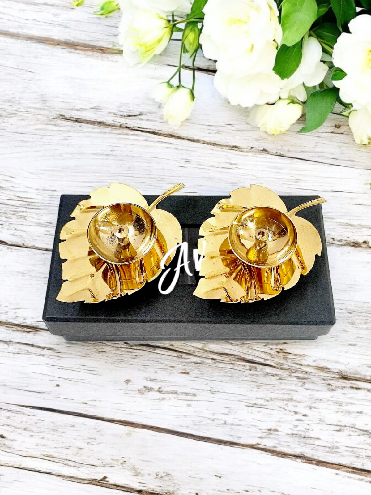 Brass Diyas Set Of 2 Pcs With Display Box Packing