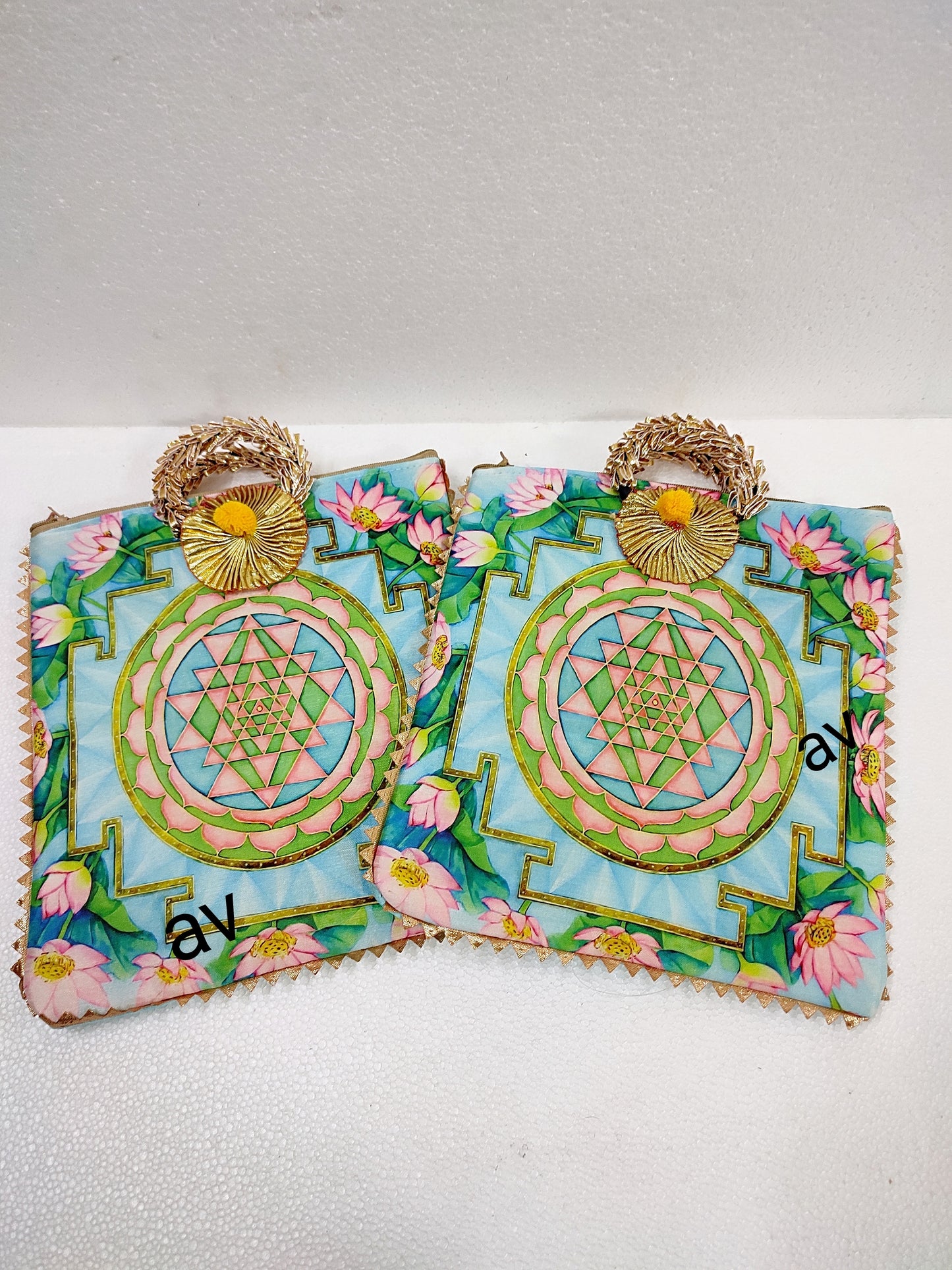 Shree Yantra Design Handle Bangle Bag