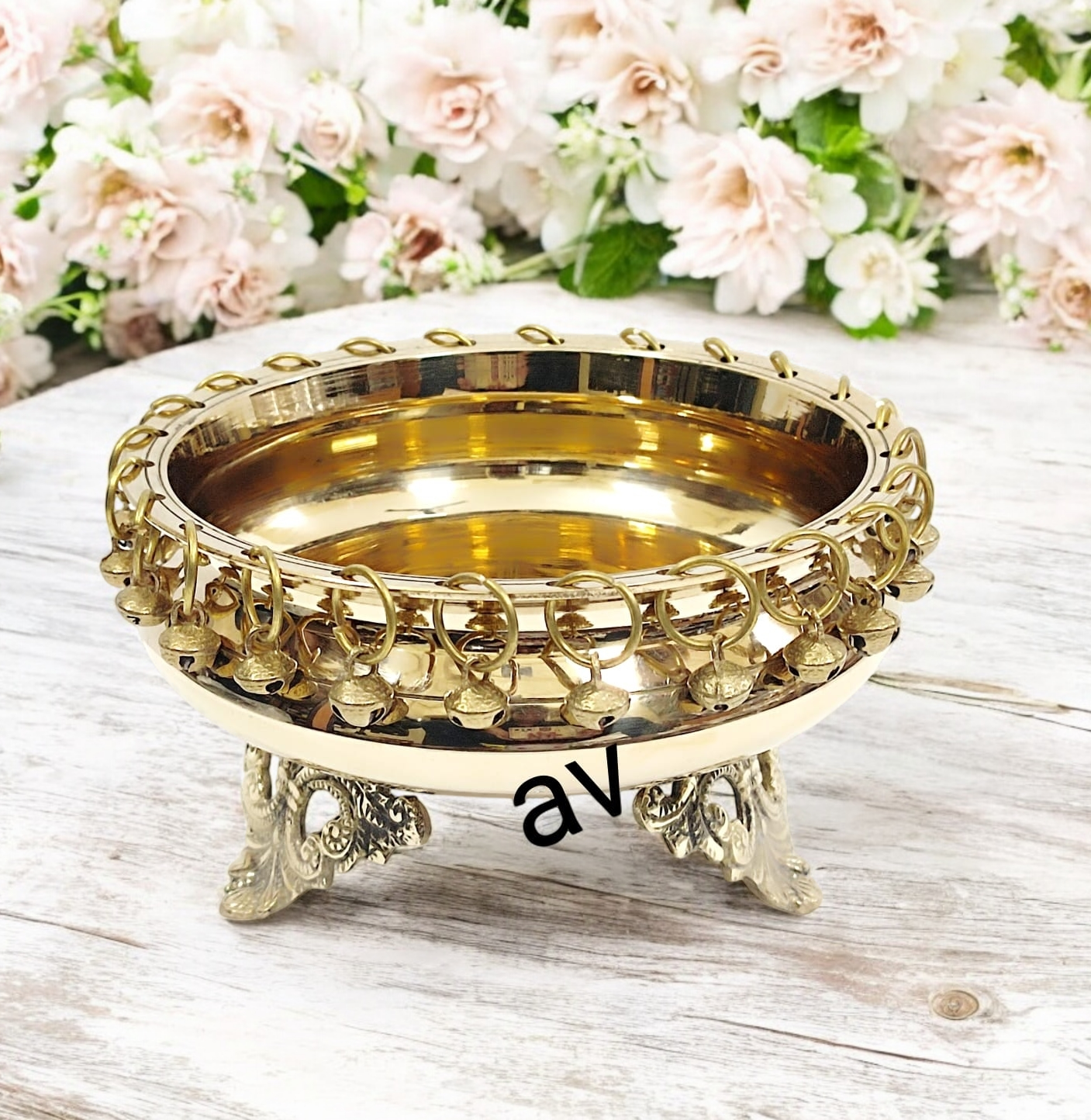Brass Shine Urli