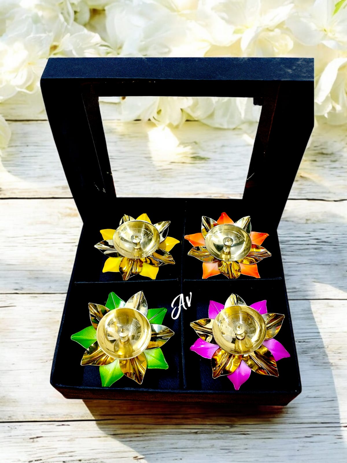 Brass Iron Diyas Set Of 4 Pcs With Display Box Packing