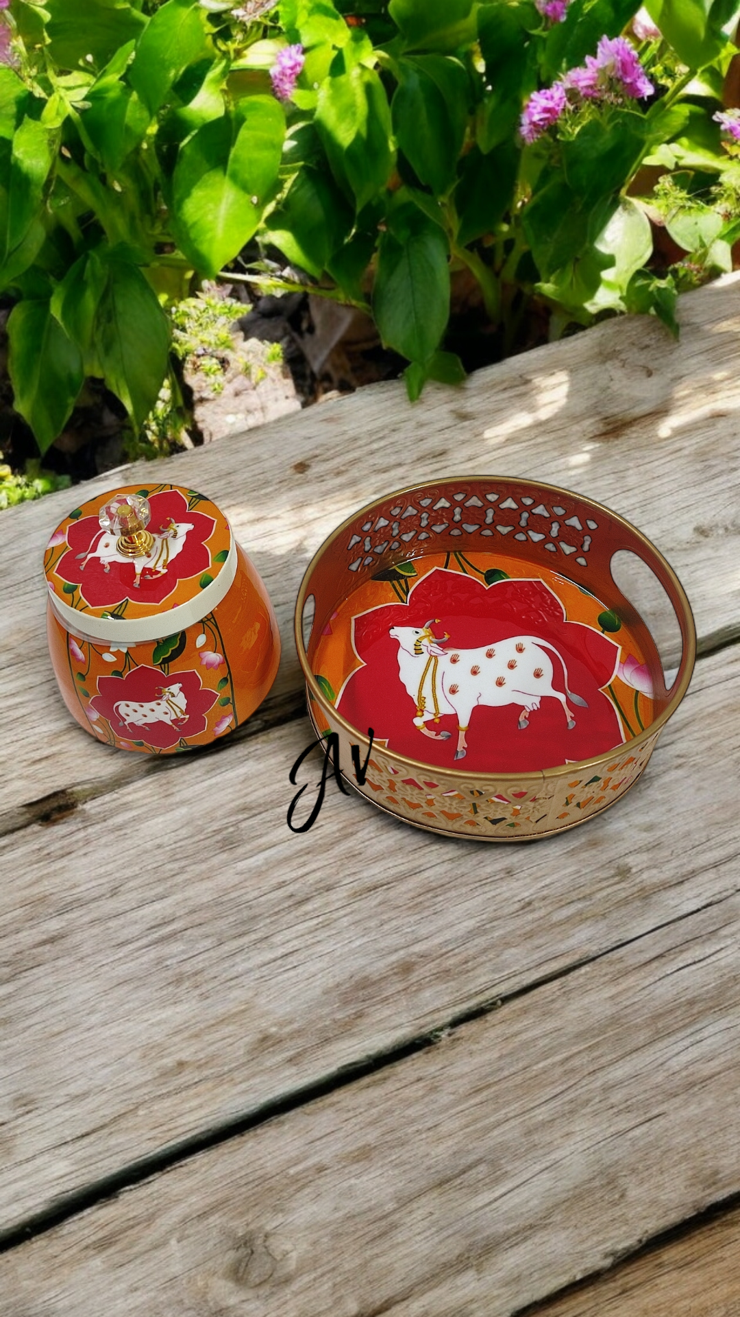 Enamel Work One Jar with Round Tray Set