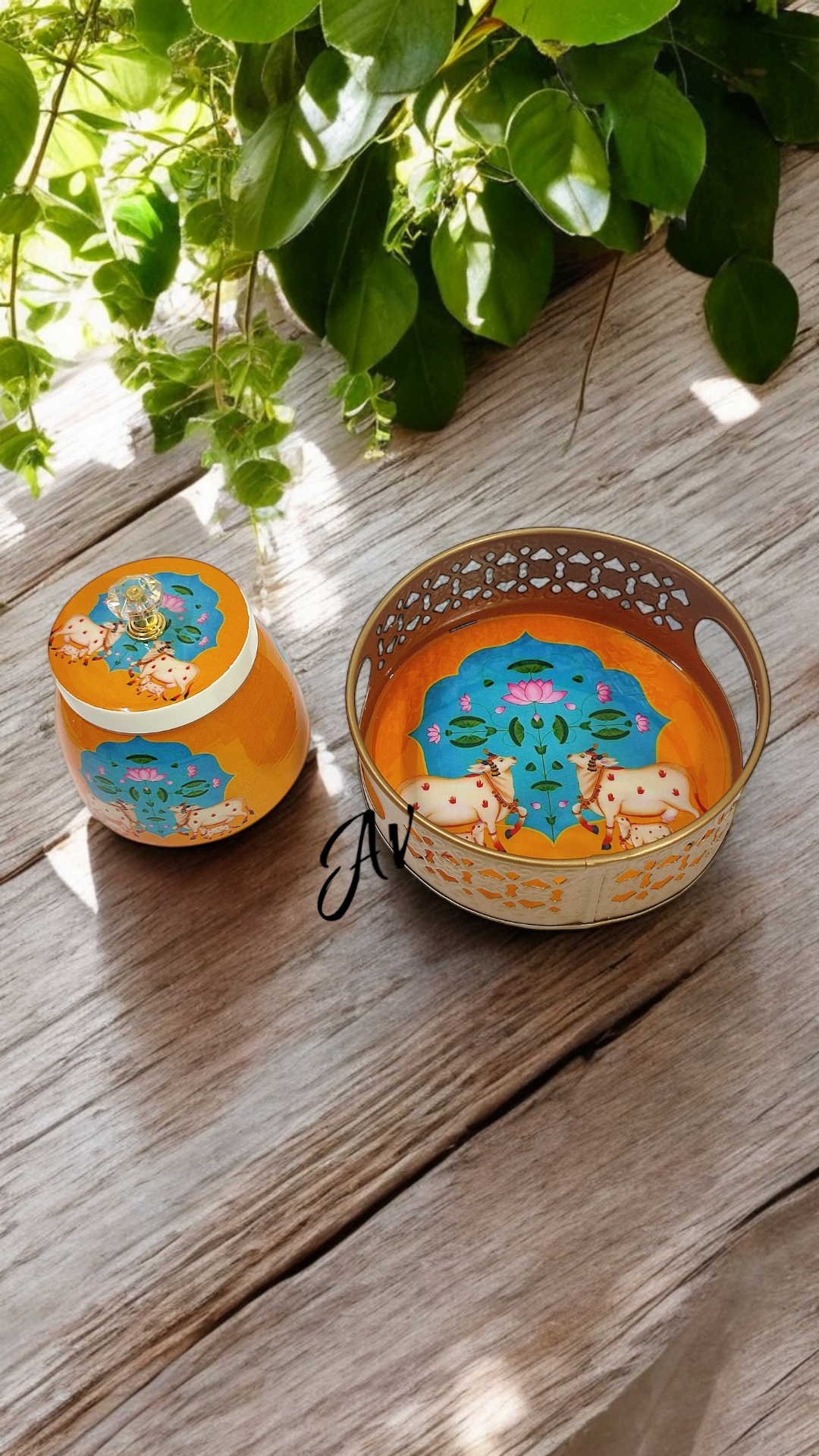 Enamel Work One Jar with Round Tray Set