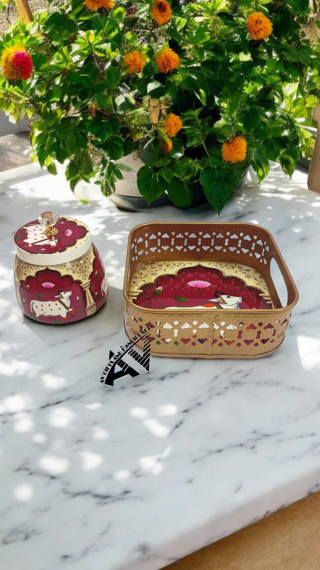 Enamel Work One Jar with Square Tray