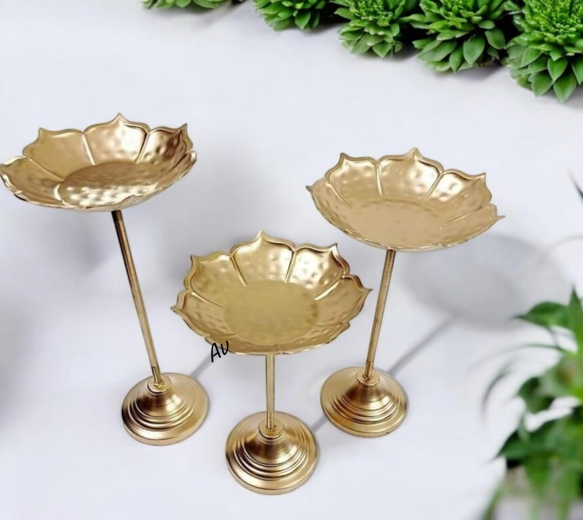 Taj Urli Stand Set of 3 – Iron Decorative Urli Set for Diwali & Festive Home Décor
